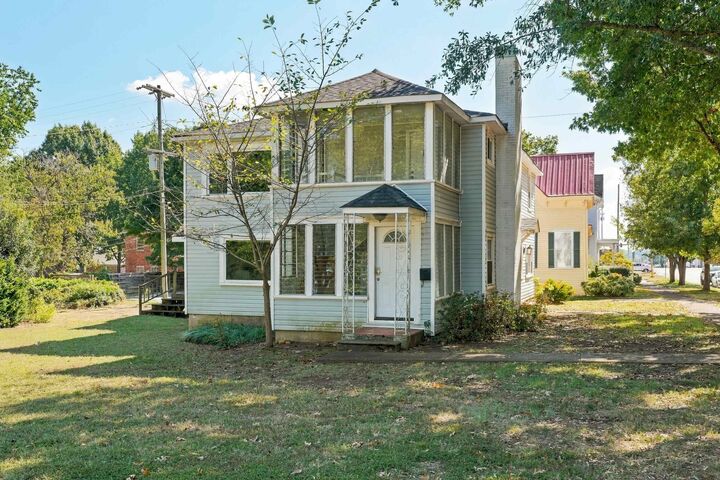 Property Photo: 210 Walnut St AL 35630