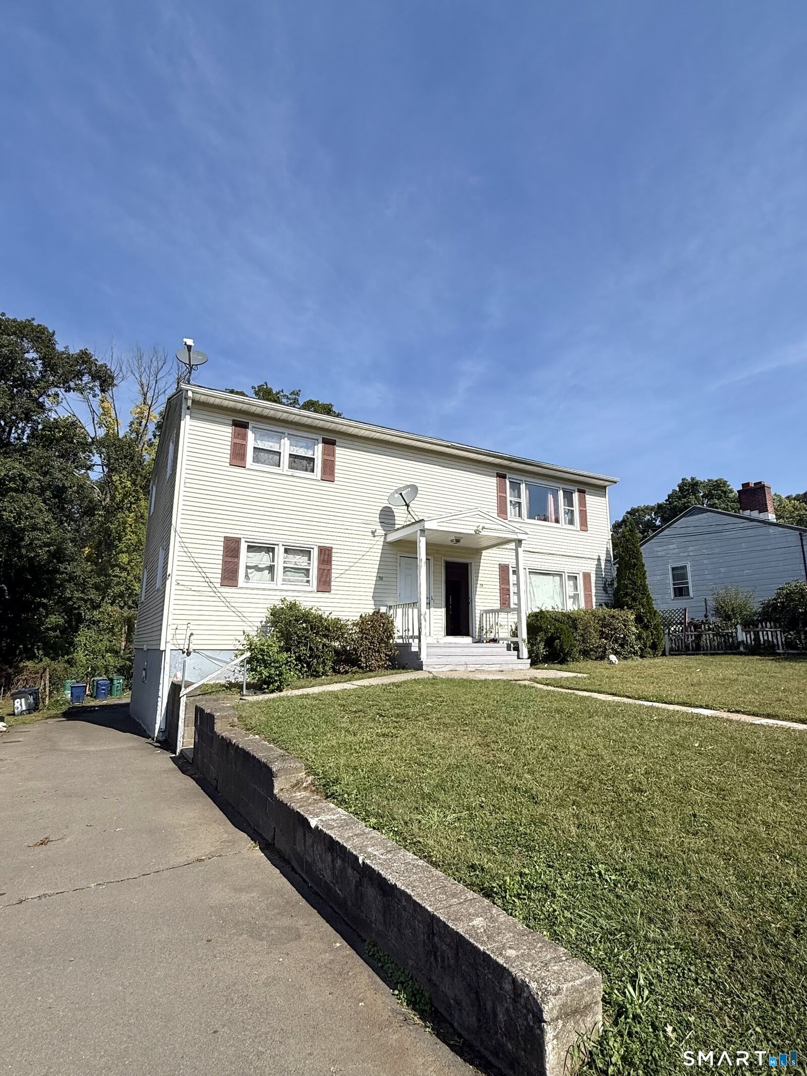 Property Photo:  77 Yates Street  CT 06516 