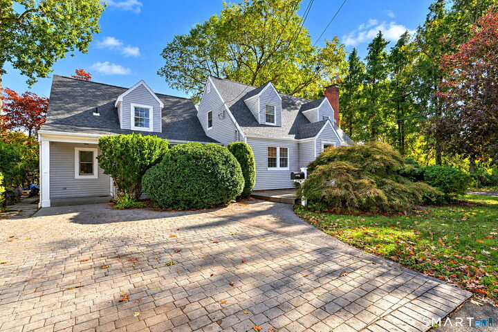 Property Photo:  197 Maplewood Avenue  CT 06460 