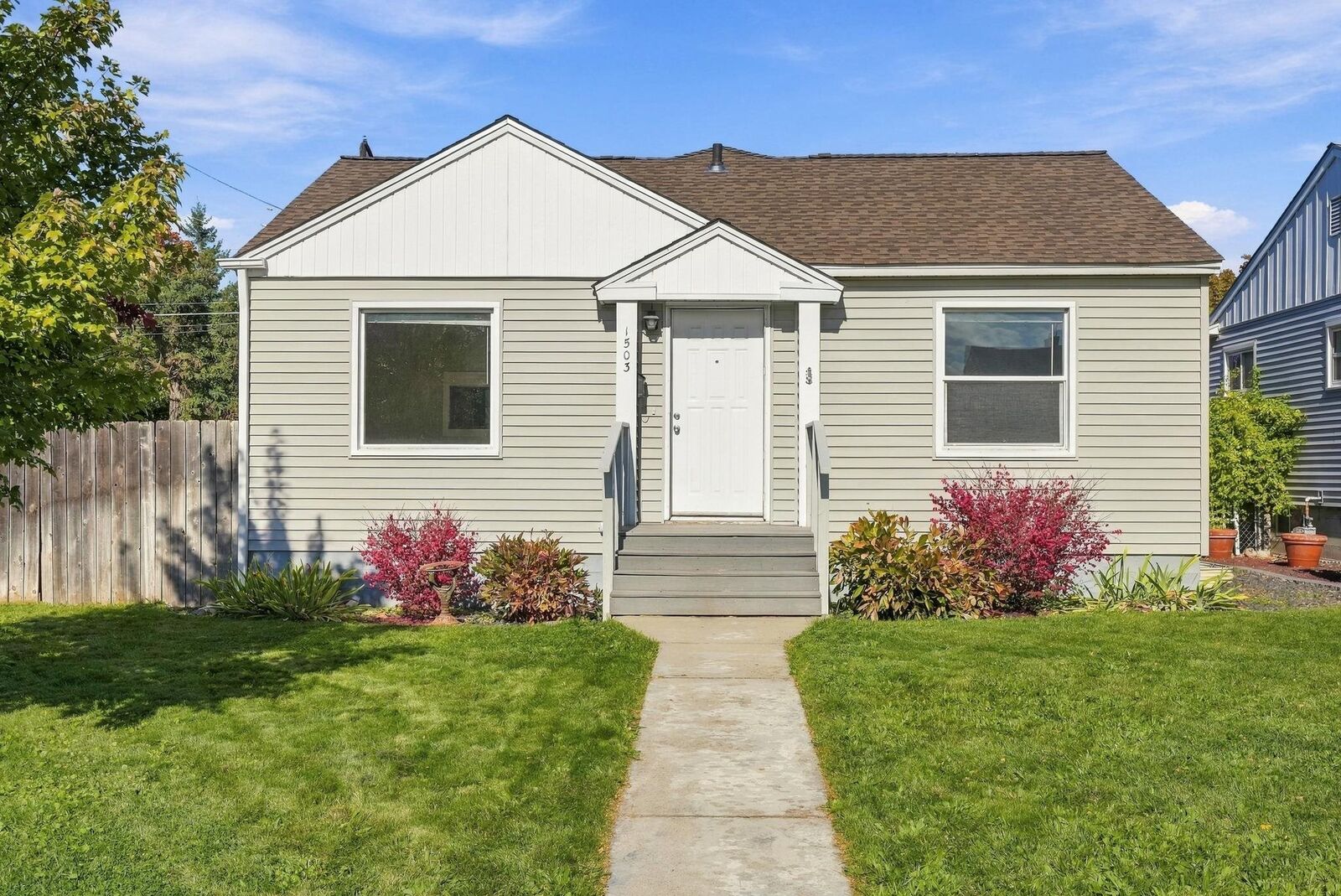 Property Photo:  1503 E Glass Ave  WA 99207 