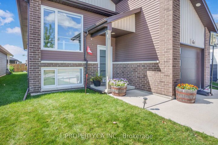 Property Photo:  149 Howard Road  ON N7M 5J6 