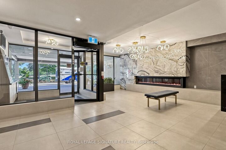 Property Photo:  1555 Finch Avenue E 1901  ON M2J 4X9 