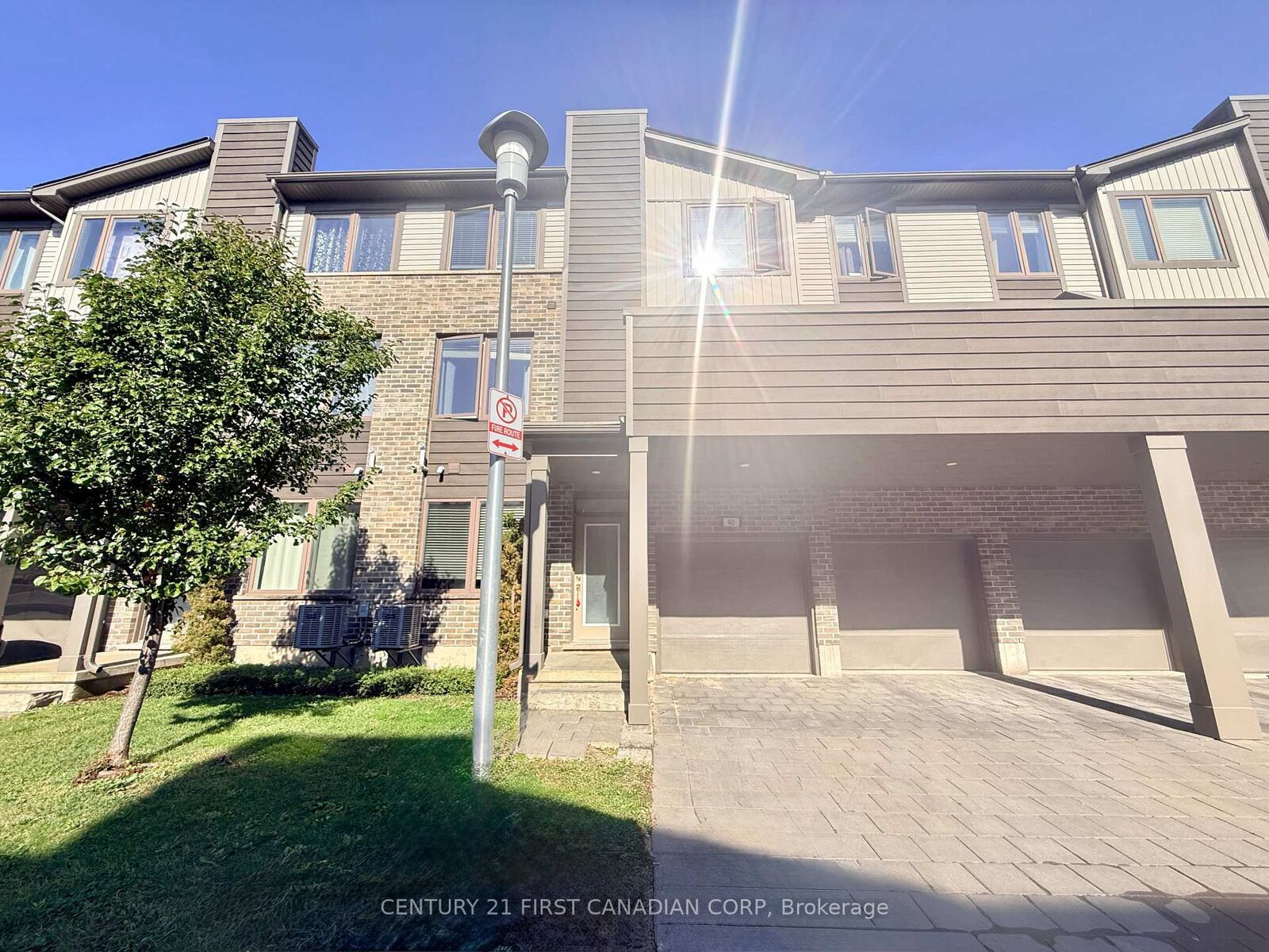 Property Photo:  1960 Dalmagarry Road 40  ON N6G 0T8 