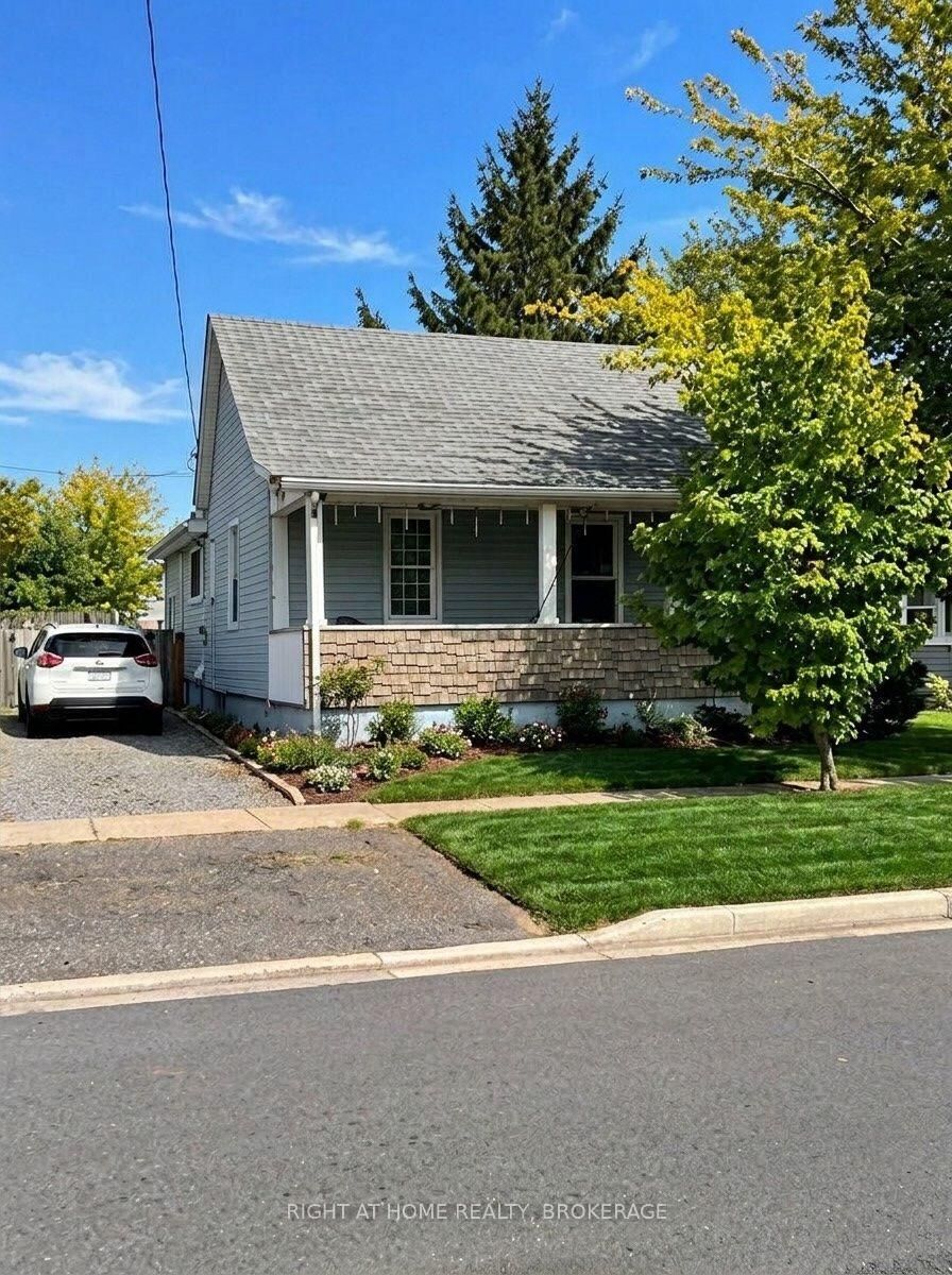 Property Photo:  94 Haynes Avenue  ON L2R 3Z6 