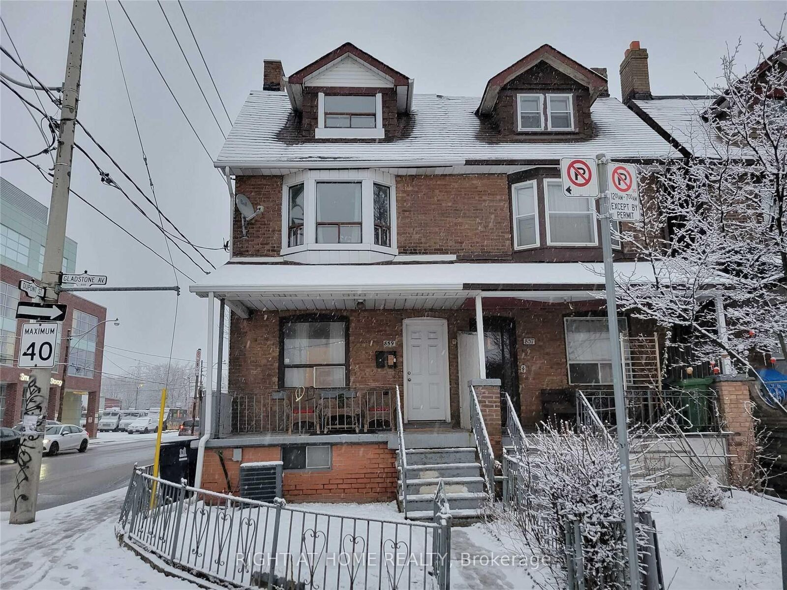 Property Photo:  859 Gladstone Avenue Unit A  ON M6H 3J7 