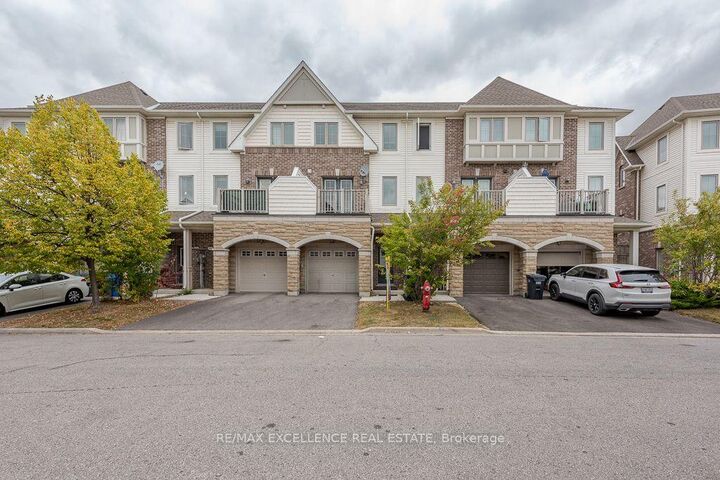 Property Photo:  110 Cedar Lake Crescent 84  ON L6Y 0R1 