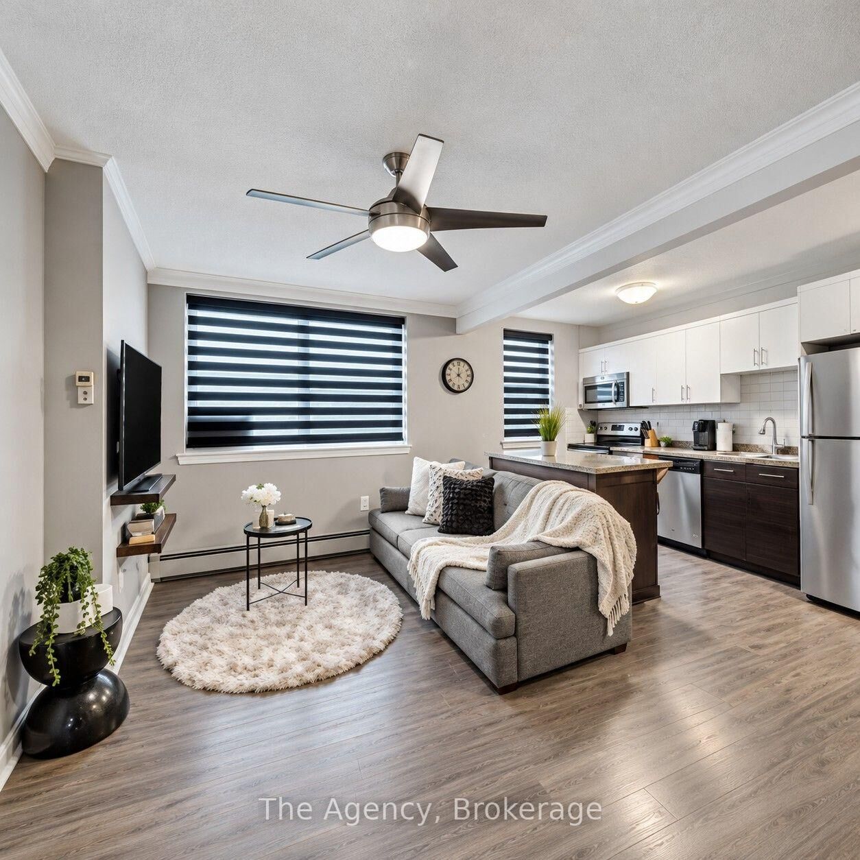 Property Photo:  4538 Huron Street 8  ON L2E 2H3 
