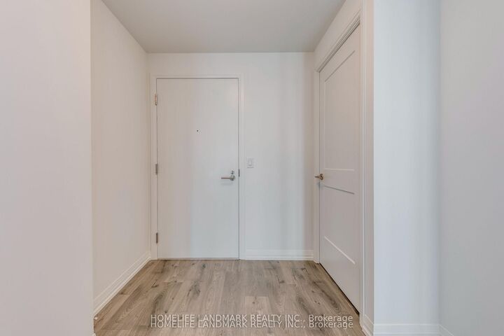 Property Photo:  8 Widmer Street 2411  ON M5V 0W6 