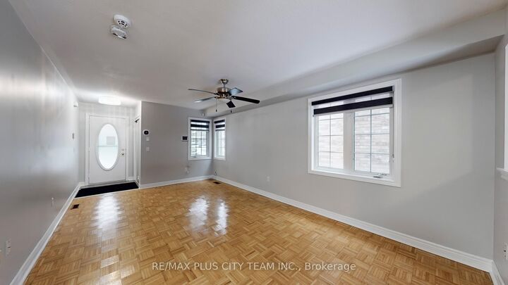 Property Photo:  4 Slessor Lane  ON L6P 1M3 