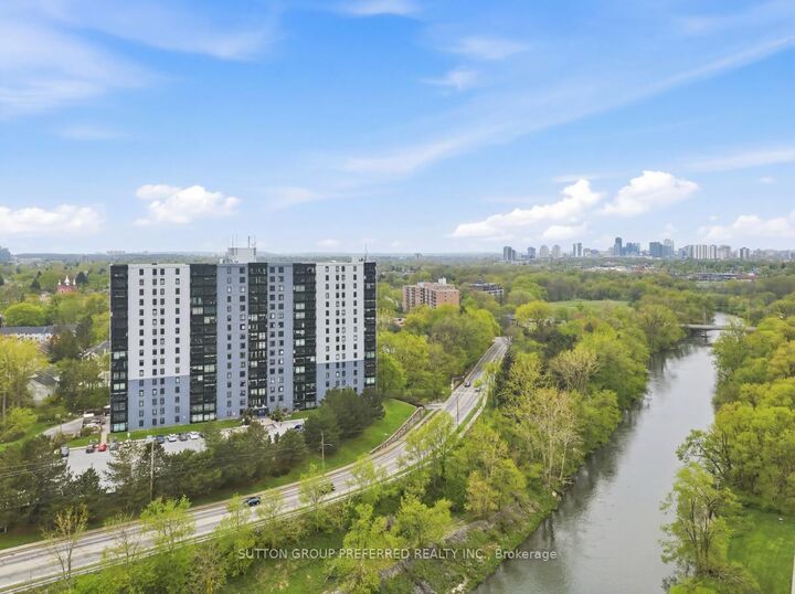 Property Photo:  45 Pond Mills Road 206  ON N5Z 4W5 