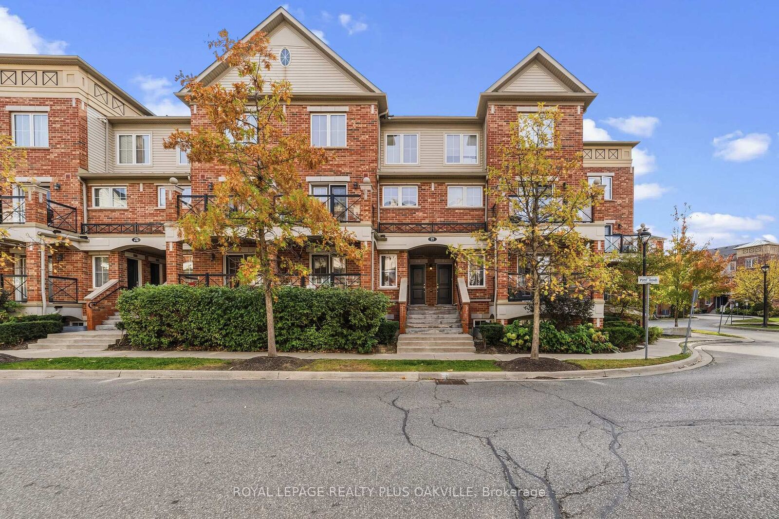Property Photo:  2464 Post Road 6  ON L6H 0J2 