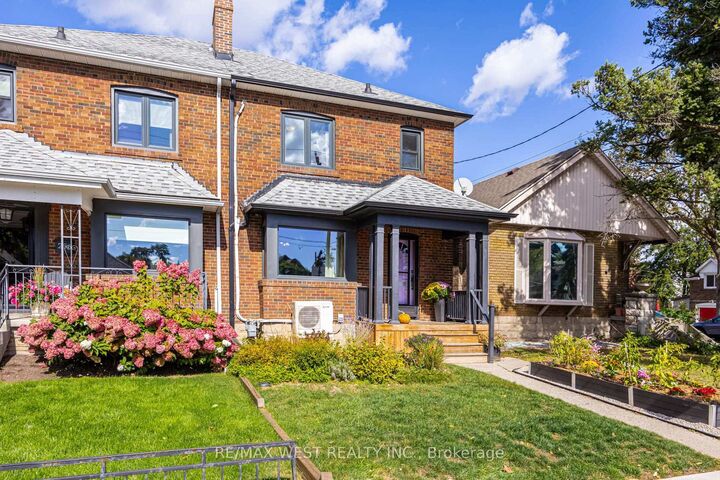 Property Photo:  258 O'Connor Drive  ON M4J 2T6 