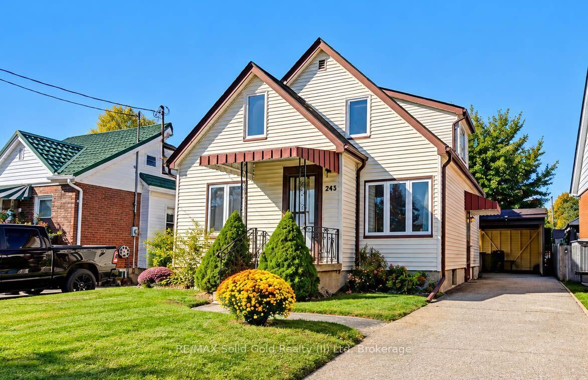 Property Photo:  243 Edwin Street  ON N2H 4P3 