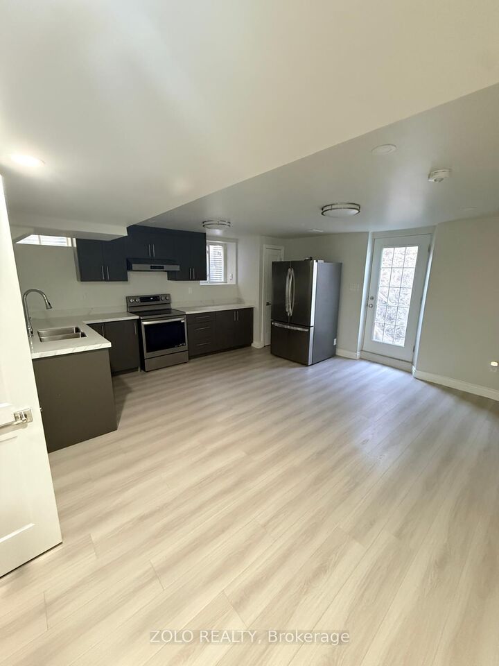 Property Photo:  21 Cattail Crescent Basement  ON L8B 1Z6 