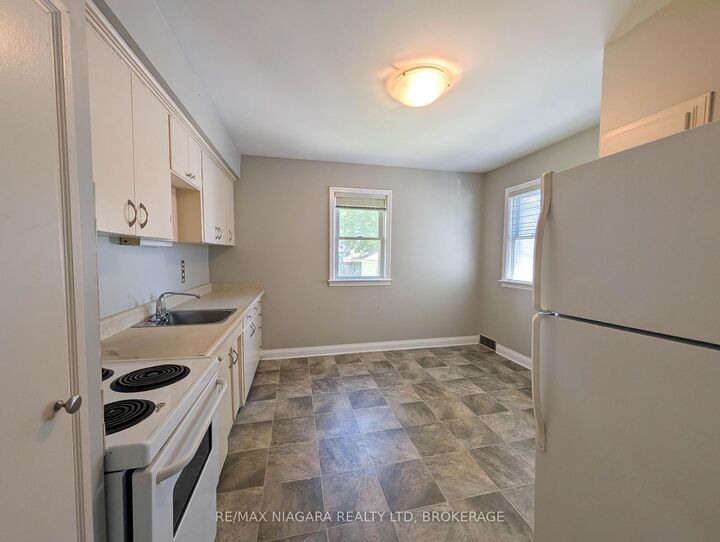 Property Photo:  106 Haig Street  ON L2R 6L2 