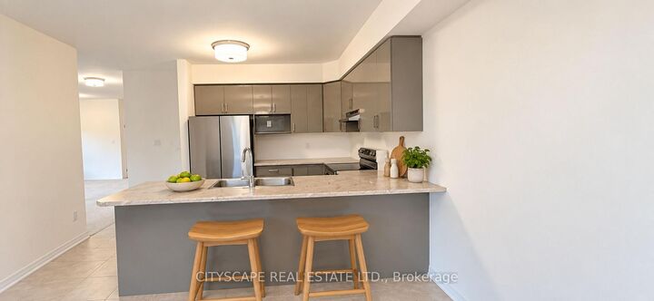 Property Photo:  28 McKernan Avenue  ON N3V 0C2 