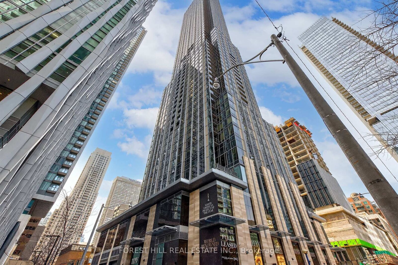 Property Photo:  11 Yorkville Avenue Ph02  ON M4W 0B7 