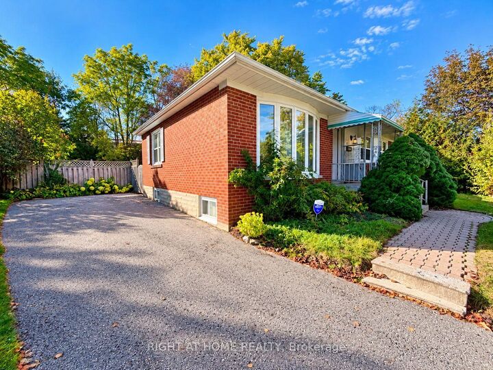 Property Photo:  72 Monkswood Crescent Basement  ON L3Y 2K1 