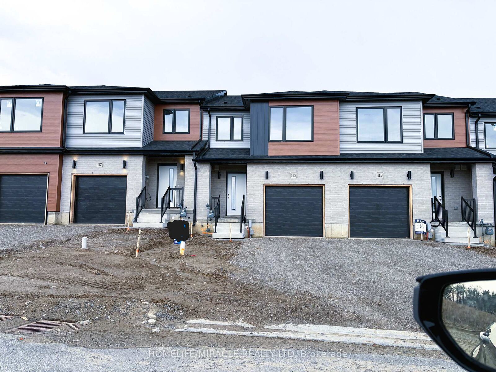 Property Photo:  117 Mattingley Street  ON N3L 2M2 