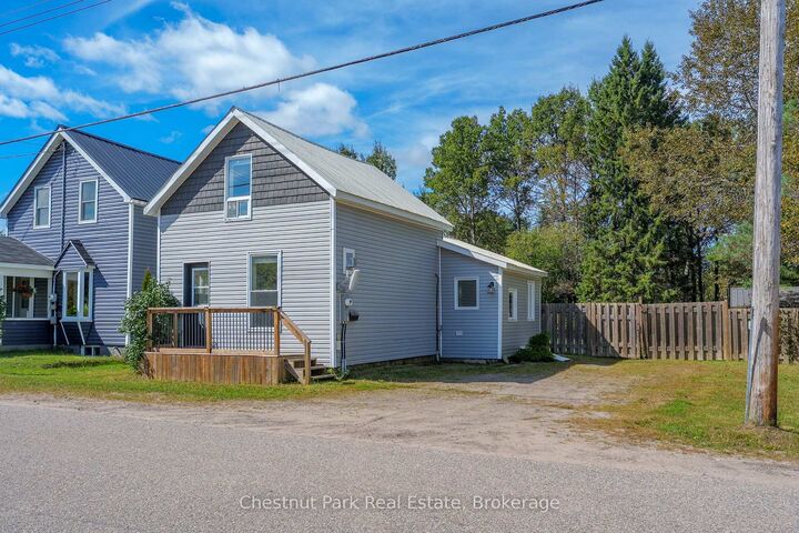 Property Photo:  156 Main Street  ON P0A 1R0 
