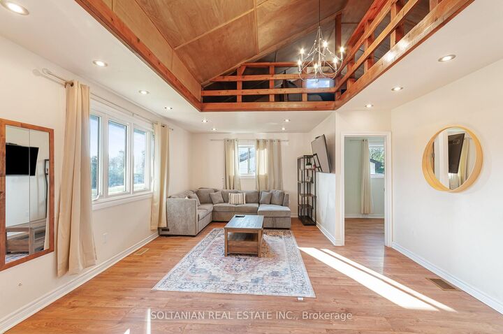 Property Photo:  92 Victoria Avenue  ON L0K 1A0 