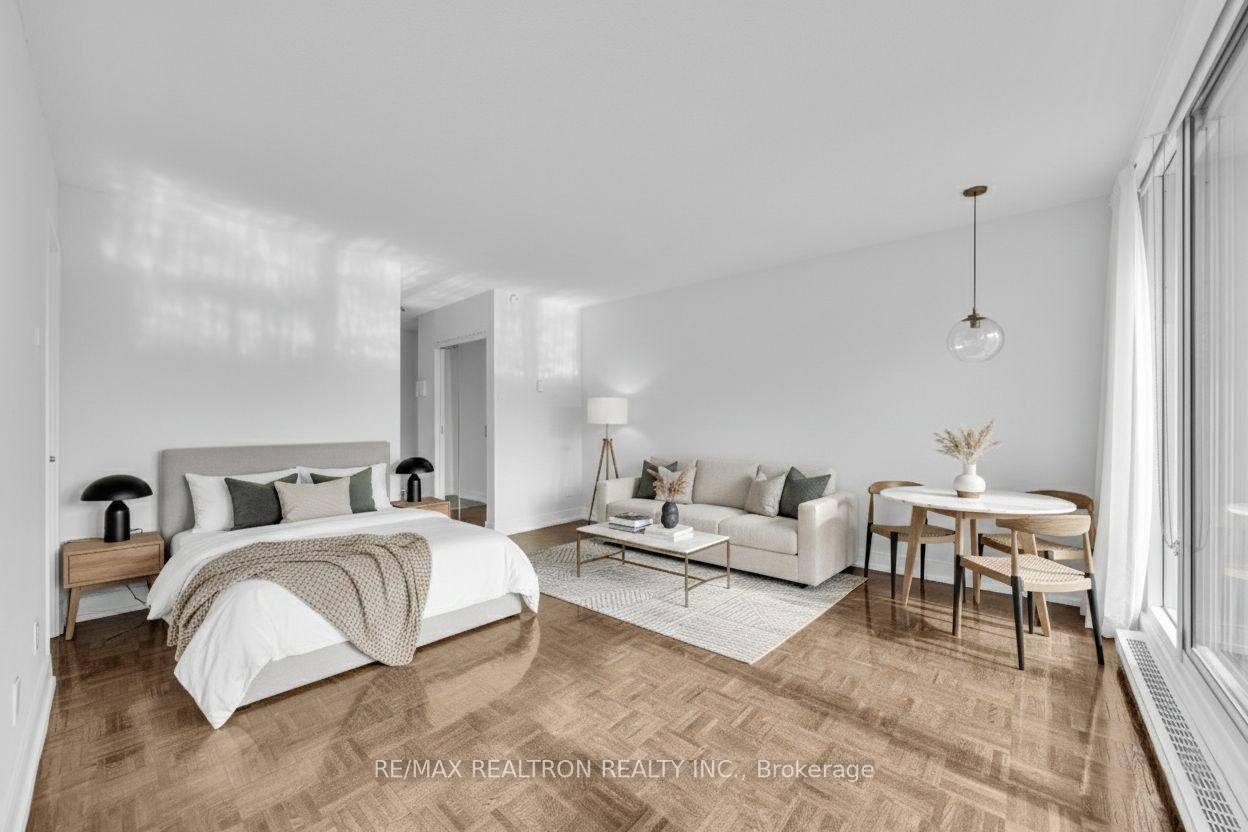 Property Photo:  33 Isabella Street 415  ON M4Y 2P7 