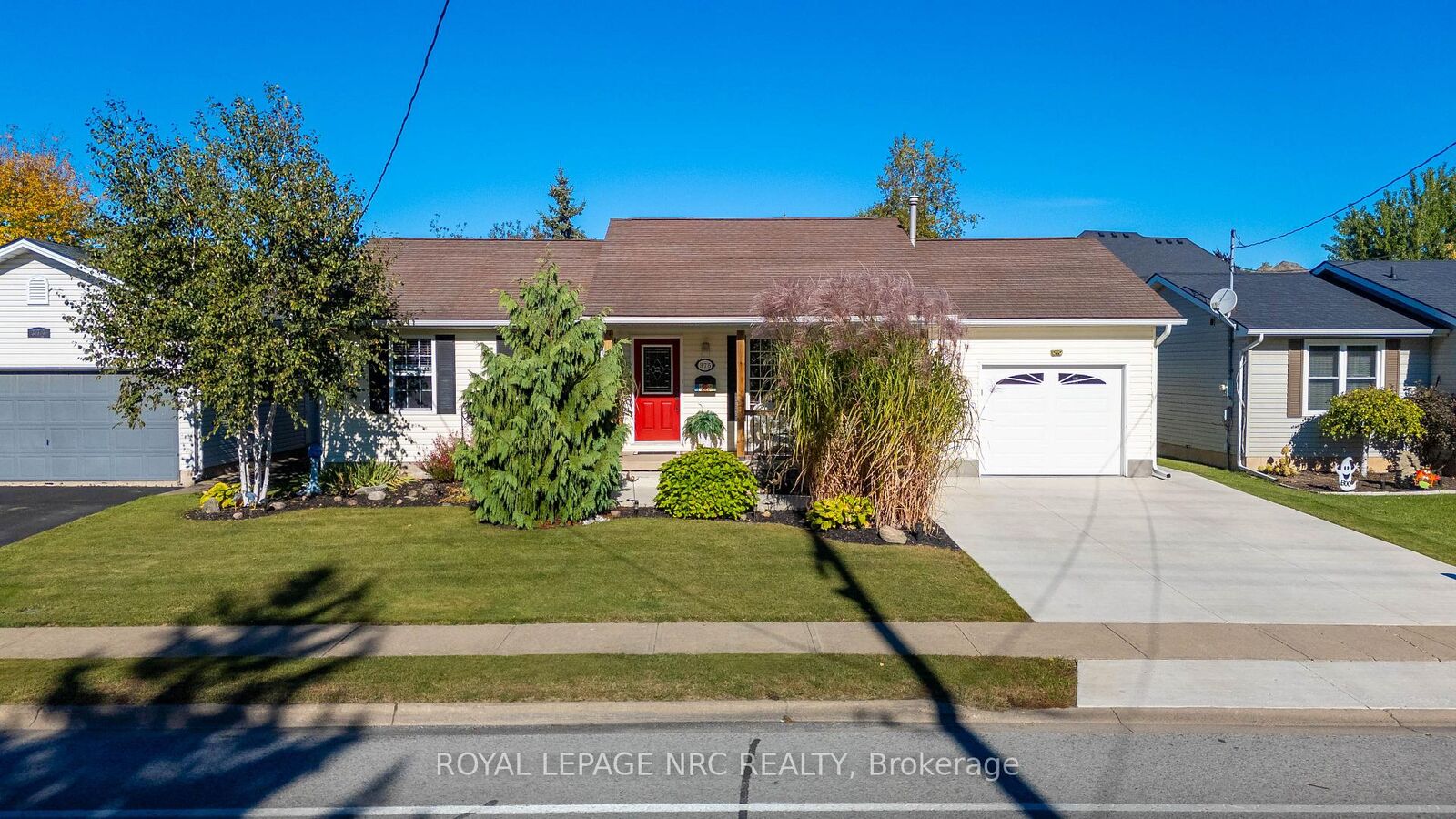 Property Photo:  375 Albany Street  ON L2A 6G3 