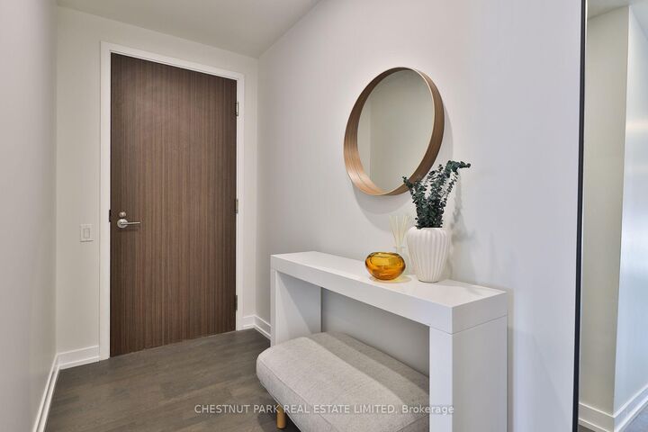 Property Photo:  461 Adelaide Street W 434  ON M5V 0L6 
