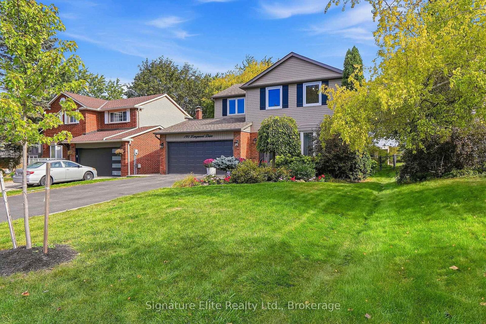 Property Photo: 190 Longwood Drive ON L7E 4A2