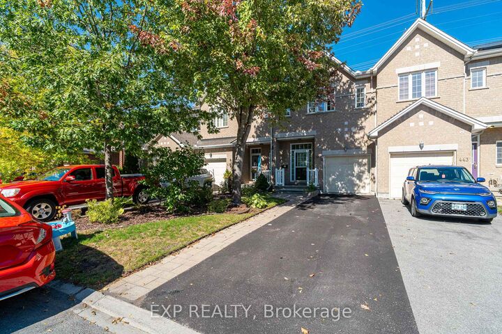 Property Photo:  441 Foxhall Way  ON K2M 0G1 