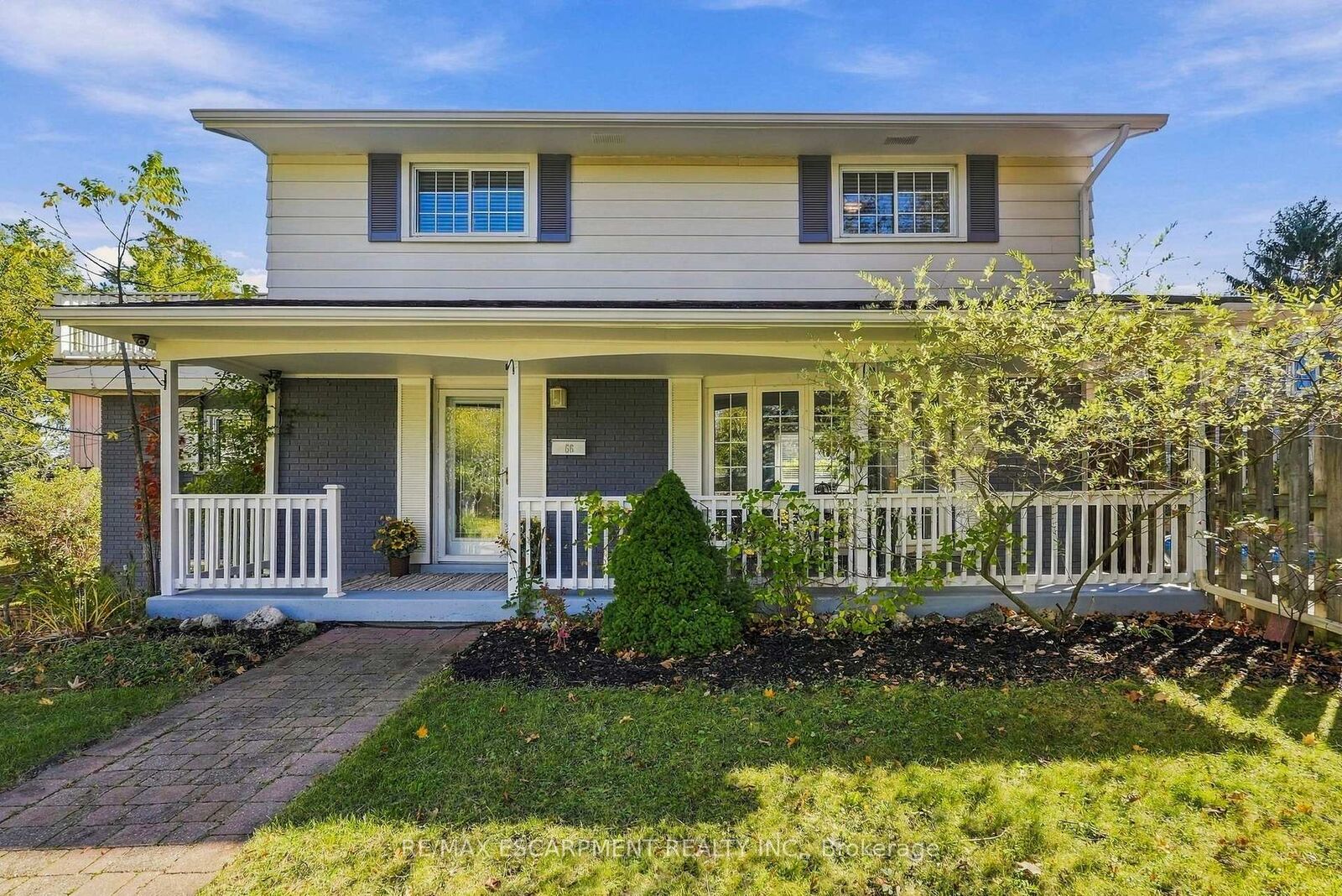 Property Photo:  66 Skyline Drive  ON L9H 3S6 