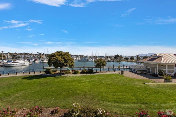 Property Photo:  250 E 2nd Street  CA 94510 