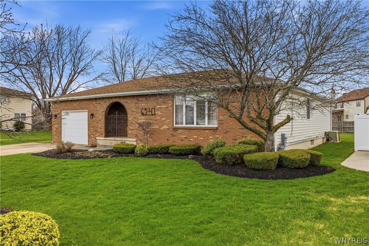Property Photo:  6941 Rebecca Drive  NY 14304 