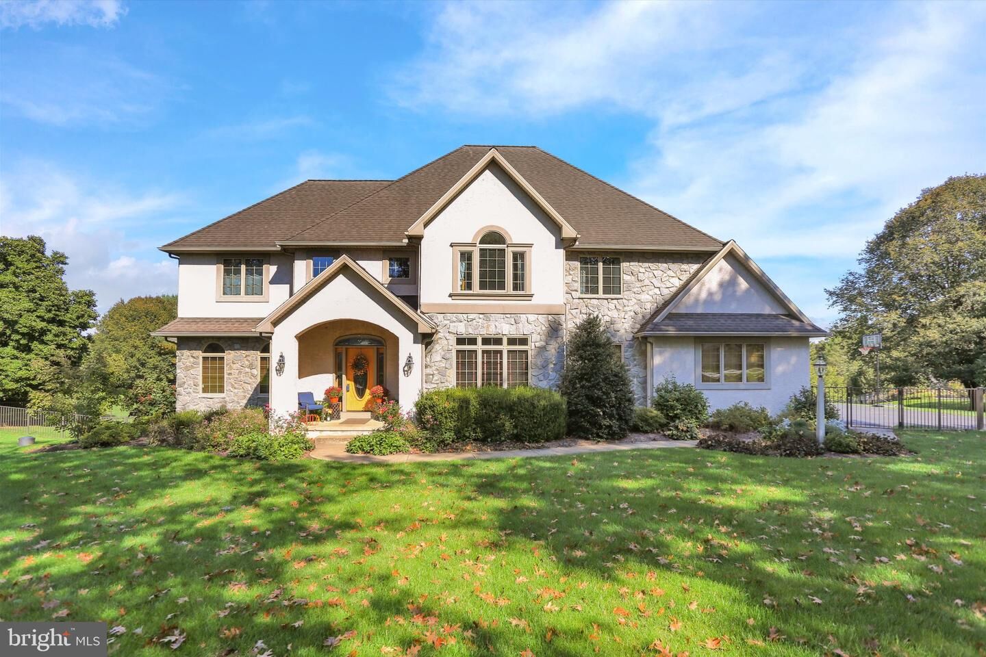 Property Photo: 19 Deerfield Road PA 17603