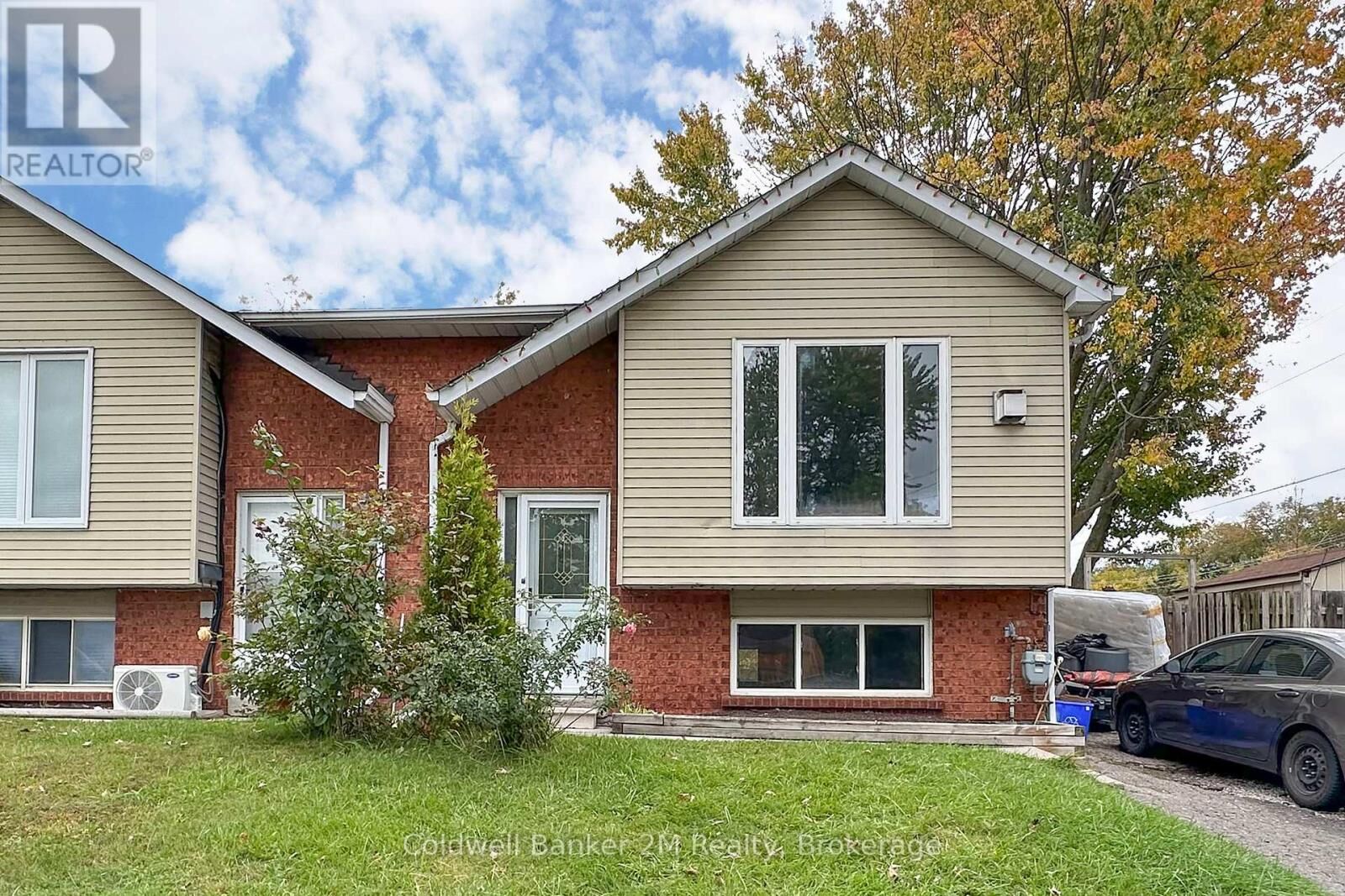 Property Photo:  673 Attersley Drive  ON L1K 1P9 