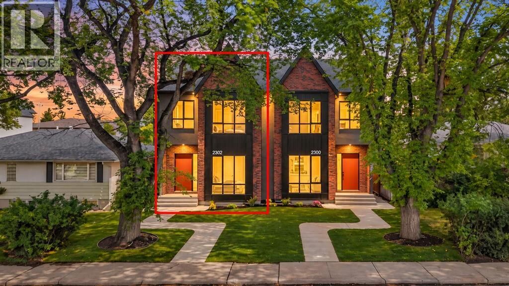 Property Photo:  2302 6 Street Northeast  AB T2E 3Z1 