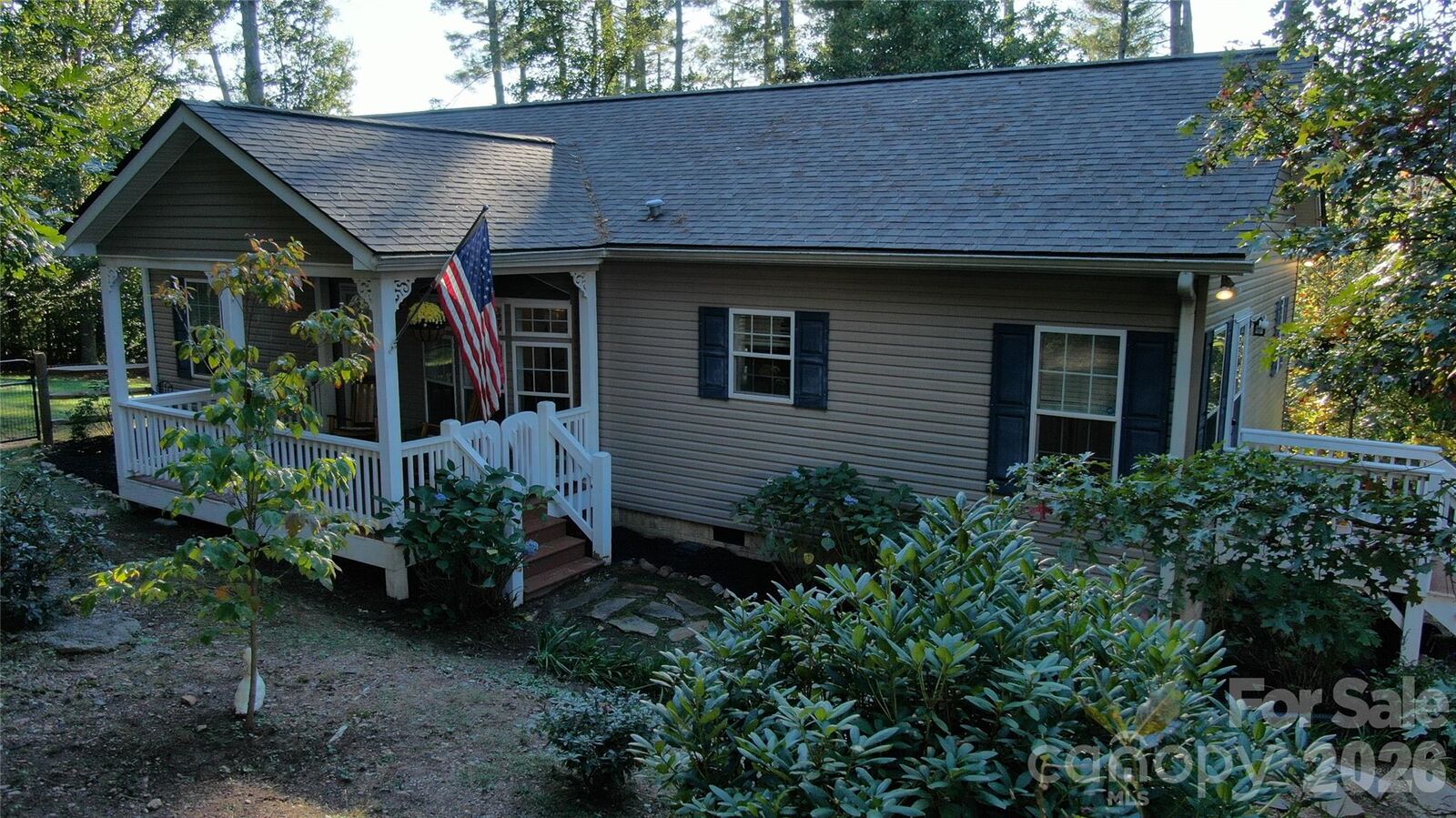 Property Photo: 52 Enochs Way Way 17 NC 28732