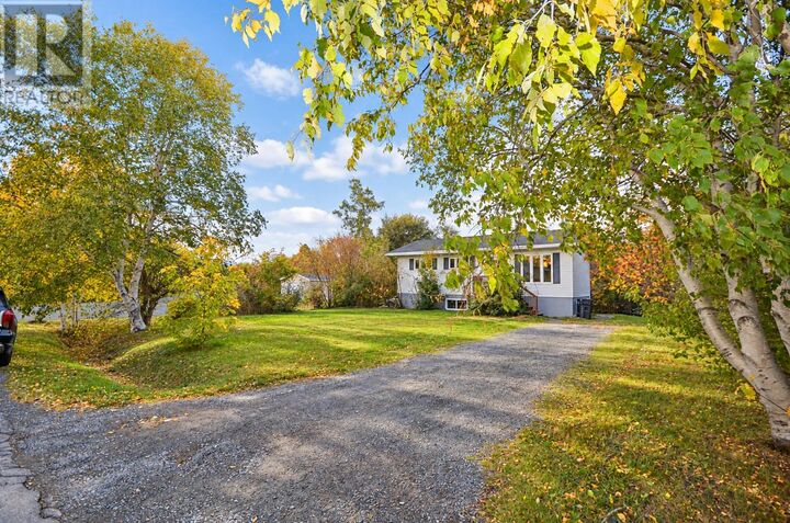 Property Photo: 39 Kelliview Crescent NL A1X 6X9