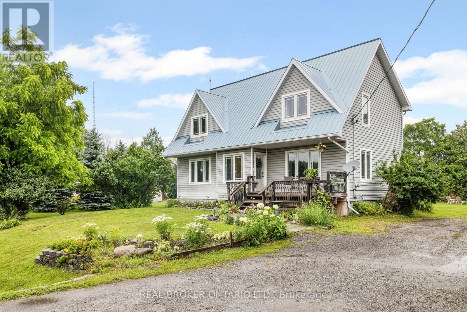 Property Photo:  1919 Stagecoach Road  ON K4P 1L9 
