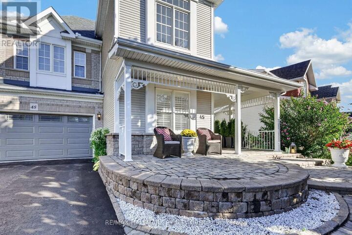 Property Photo:  45 Franklin Cathcart Crescent South  ON K2S 2A5 
