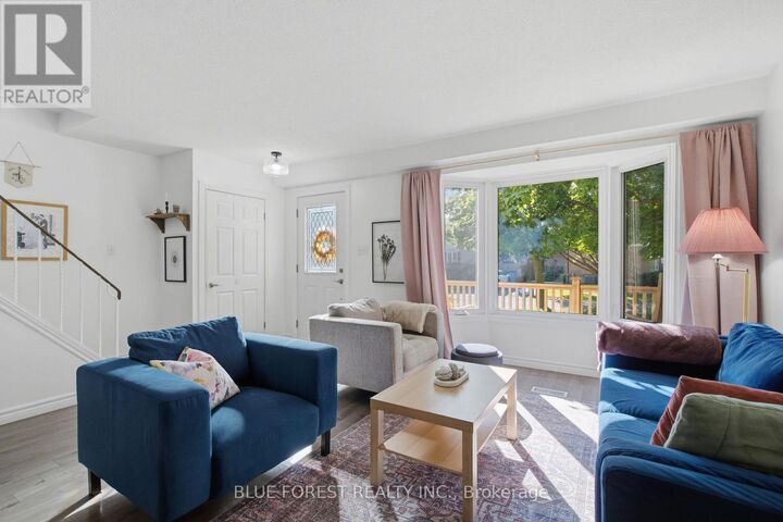 Property Photo:  114 Hearthside Place  ON N5V 3N1 