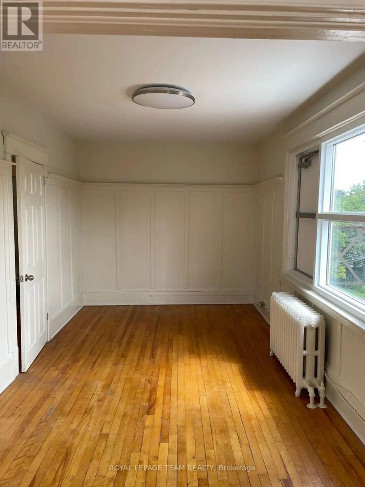 Property Photo:  47 Cameron Street 3  ON K1S 3X7 