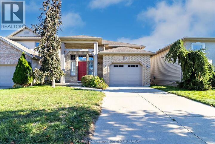 Property Photo:  12 Goldenrod Court  ON N7L 0A2 