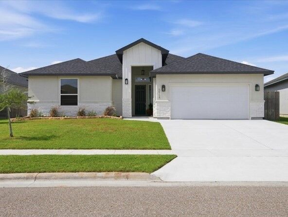 Property Photo: 2113 Meandering Oaks Drive TX 78418