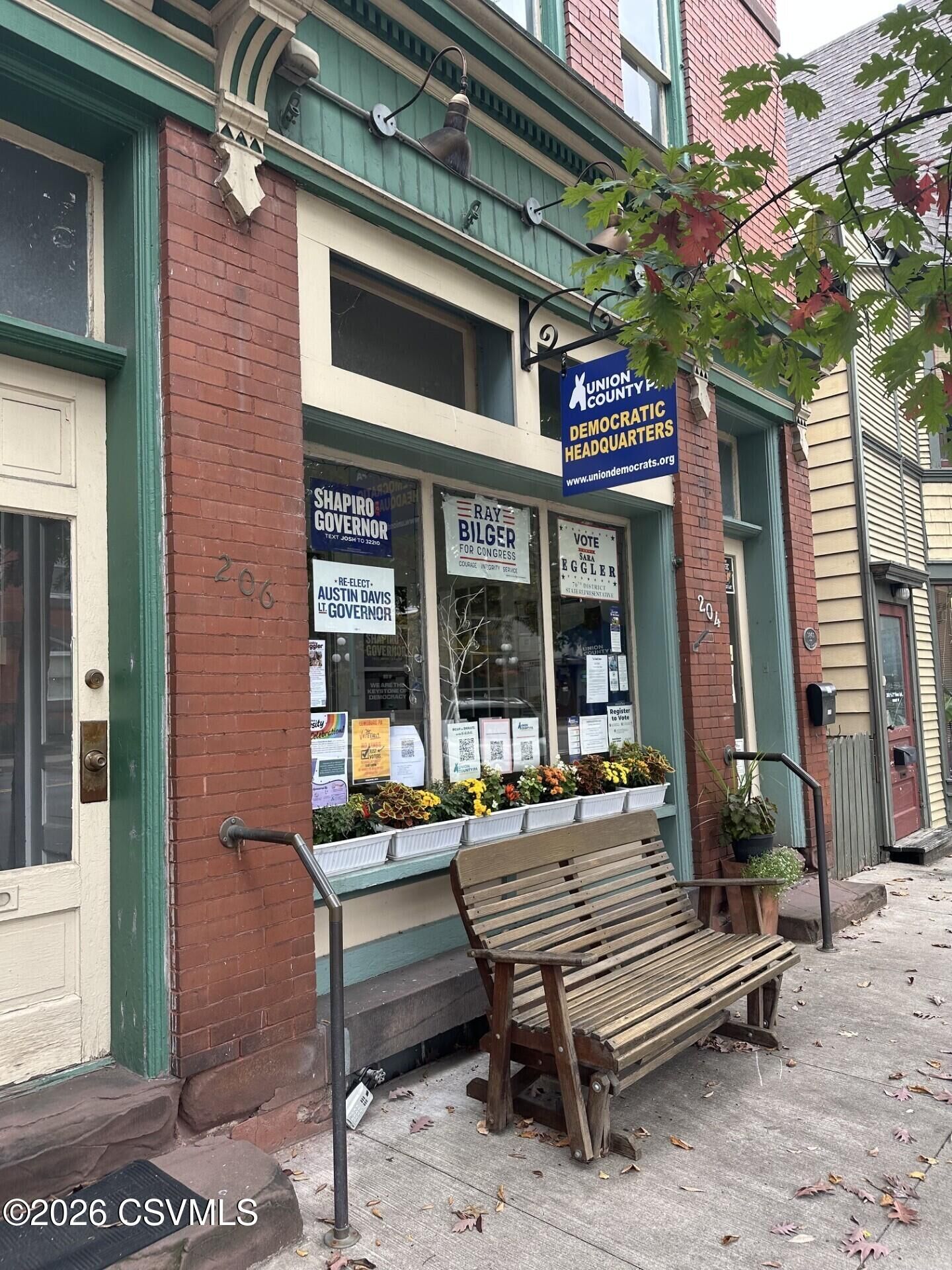 Property Photo:  204 Market Street  PA 17837 