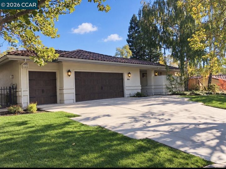 Property Photo: 306 Live Oak Dr CA 94506