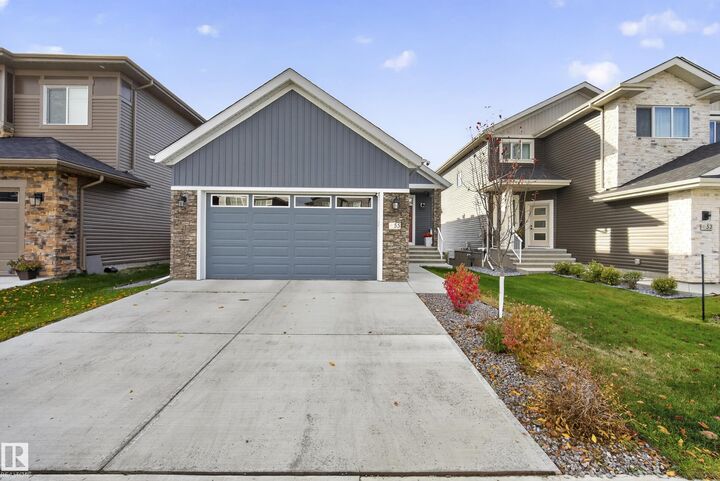 Property Photo:  55 Edgefield Way  AB T8N 8A1 