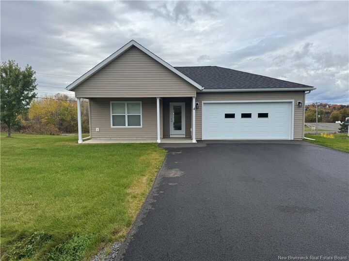 Property Photo:  4 Norkotah Crescent  NB E7L 0A4 