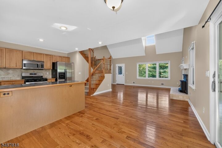 Property Photo:  10 Tall Timbers Dr  NJ 08826 