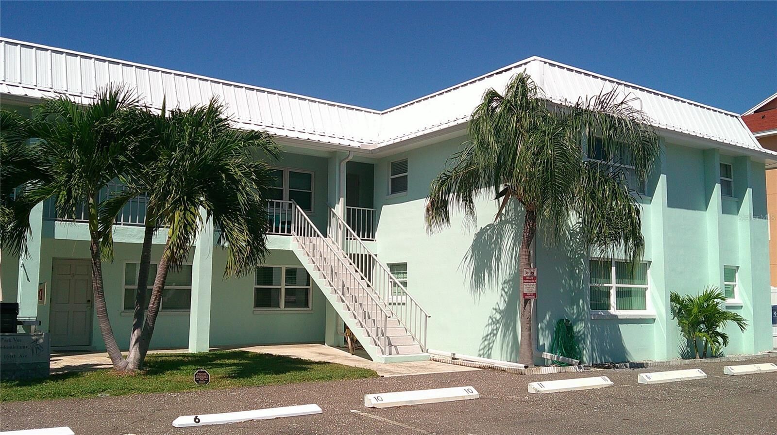 Property Photo: 10 164th Avenue 12 FL 33708